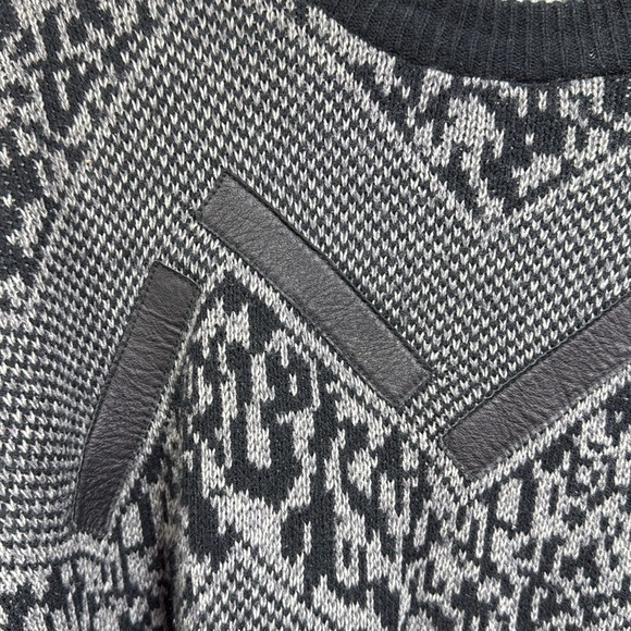 (P1) Expressions Men's Limited Edition 90s Leather Detail Sweater, Size L - Picture 2 of 11